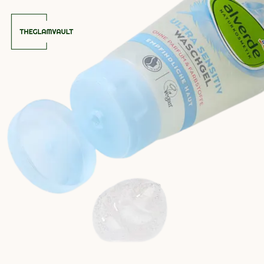 Tube of Alverde Ultra Sensitiv Waschgel with a small amount of gel on a white background