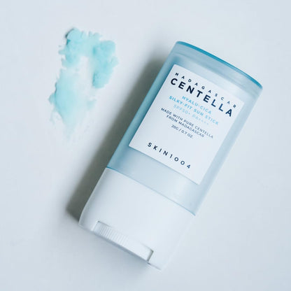 SKIN1004 Madagascar Centella Hyalu-Cica Silky-Fit Sun Stick